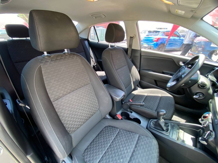 Kia Rio 4 Rio 4 6mt 1.4 2022 Usado en Rosselot Usados