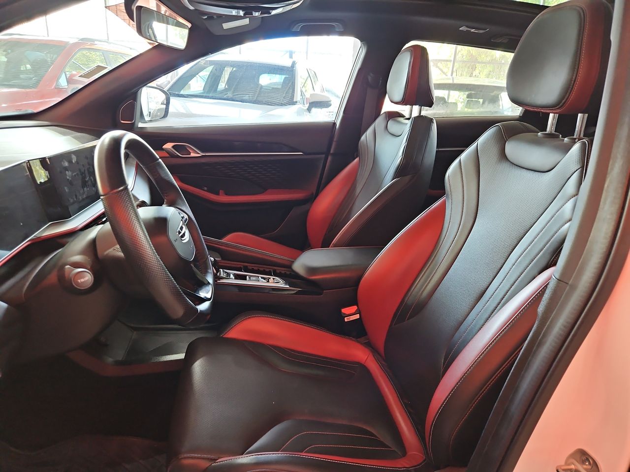 Geely Coolray New Coolray 1.5 Aut 2024 Usado en Usados de Primera - Sergio Escobar