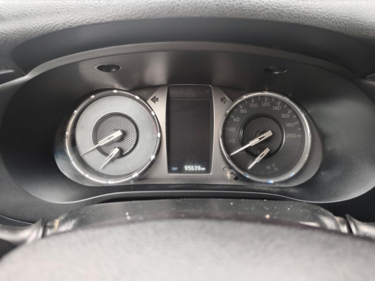 TOYOTA HILUX DX 4X2 2.4 - imagen 16