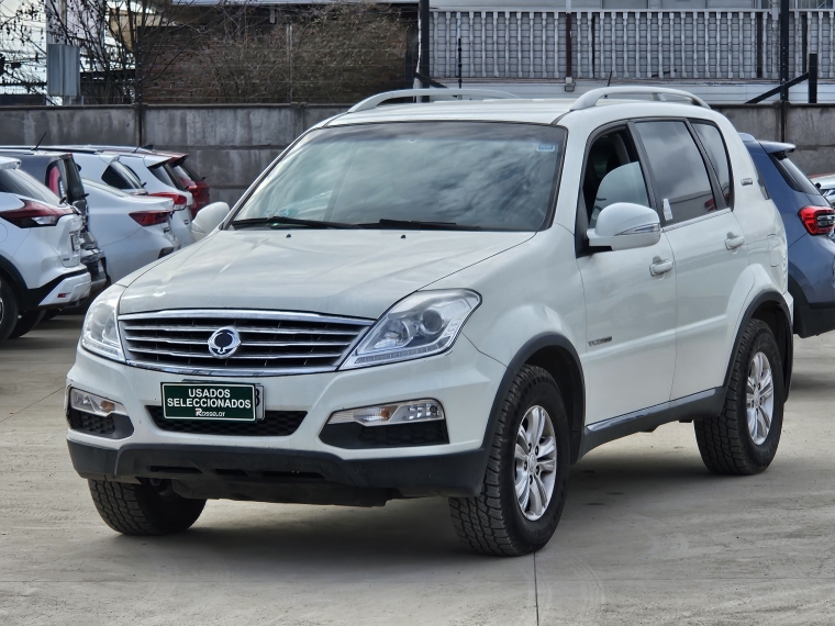 Ssangyong Rexton Rexton W 4x2 Mt 2.2 - Wrx301 Euro Vi 2017 Usado en Rosselot Usados