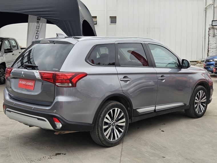 Mitsubishi New outlander Outlander 4x4 2.4 Aut 2022 Usado en Rosselot Usados