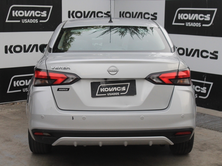 Nissan Versa 1.6  Sdvance  Mt 2024 Usado  Usado en Kovacs Usados