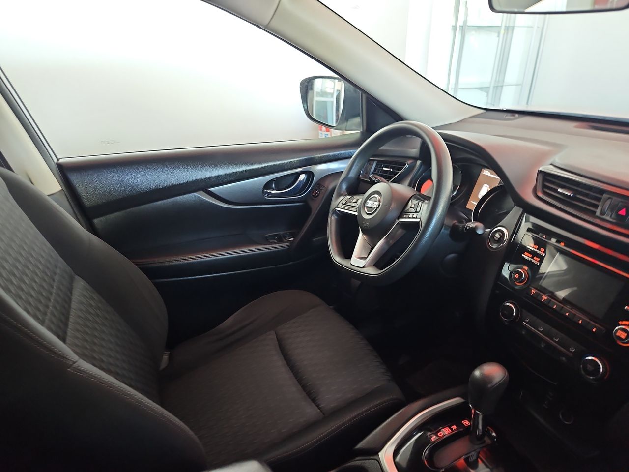 Nissan X-trail X Trail Sense 2.5 Aut 2019 Usado en Usados de Primera - Sergio Escobar