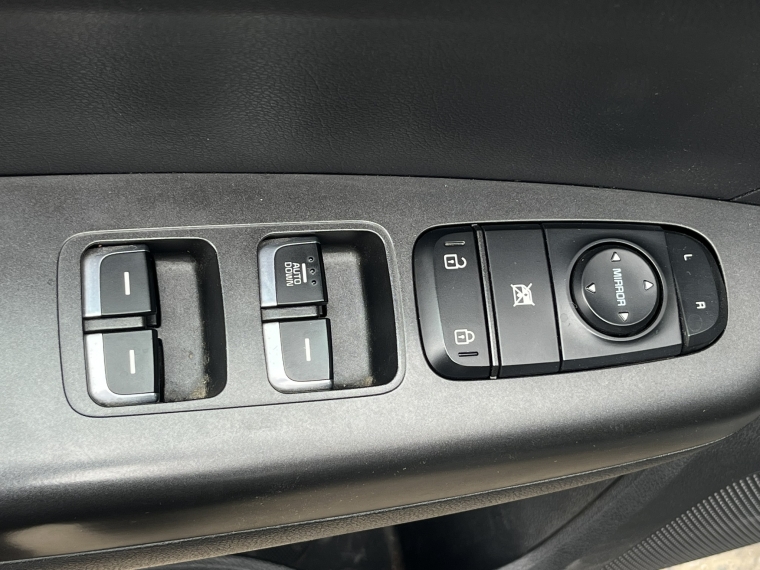 Kia Sportage Sportage Lx 2.0 2017 Usado en Rosselot Usados