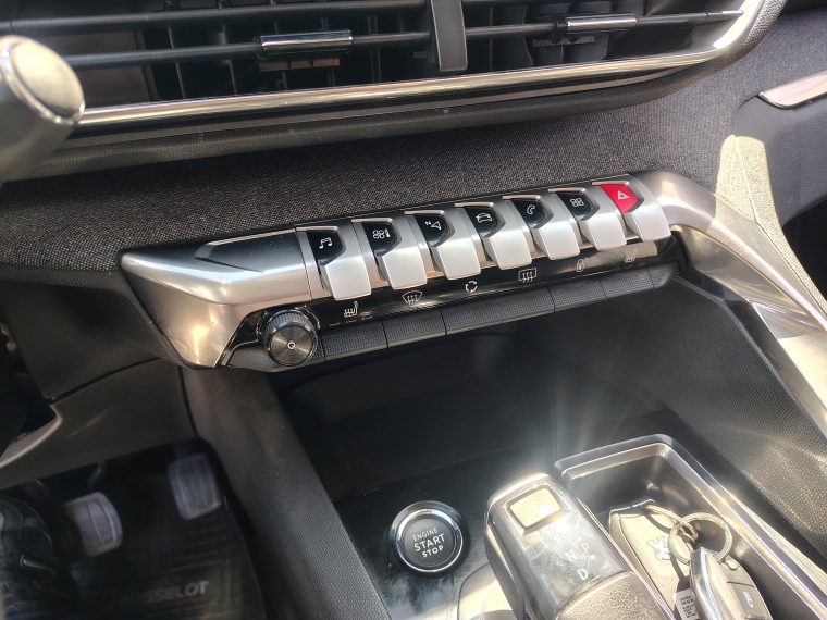 Peugeot 5008 5008 Thp 165 1.6 Aut 2022 Usado en Rosselot Usados