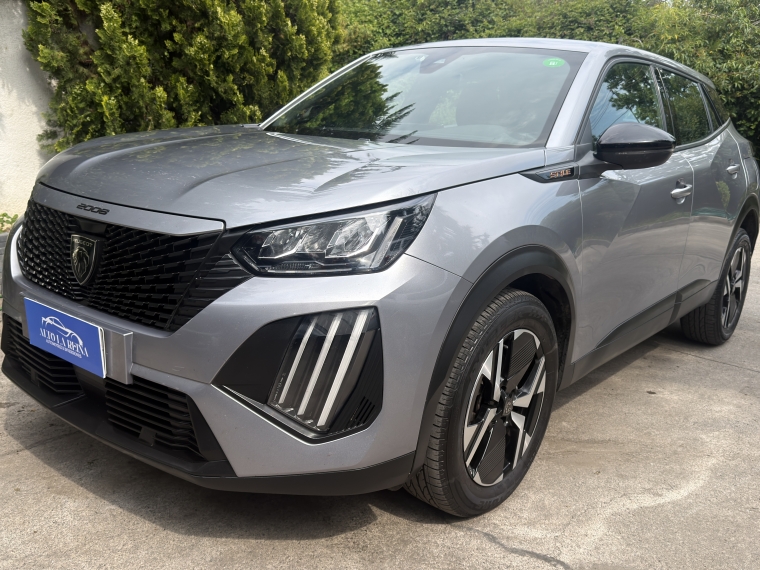 Peugeot 2008 1.2 Híbrido  2025  Usado en Automotriz Alto La Reina