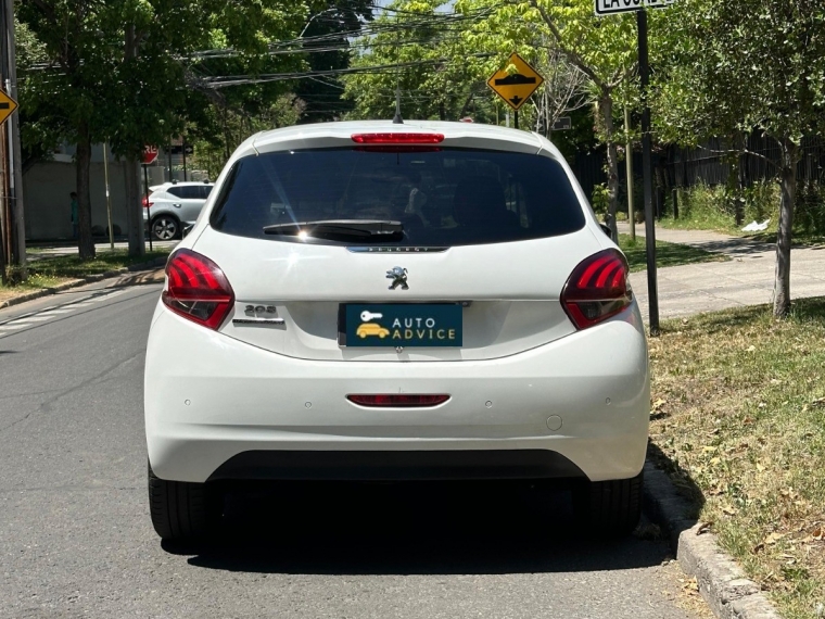 Peugeot 208 Hdi 1.6 2019 Usado en Autoadvice Autos Usados