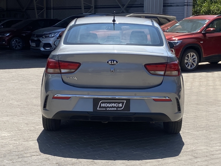 Kia Rio 4 6mt 1.4 2022 Usado  Usado en Kovacs Usados