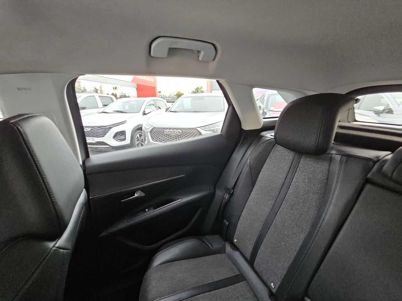 Peugeot 3008 3008 Allure Blue Hdi 1.6 2020 Usado en Usados de Primera - Sergio Escobar