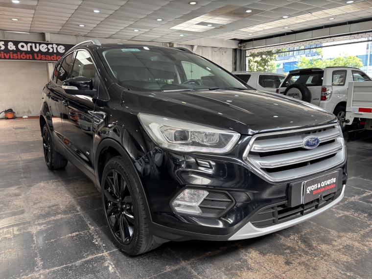 Ford Escape Titanium 4x4 2.0l Aut Dsl 2019  Usado en Grass & Arueste