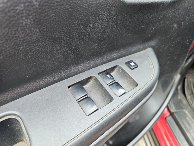 Mitsubishi L200 L200 D/c 2.4 Katana Cr 4x2 Mt Special Pack 2021 Usado en Rosselot Usados