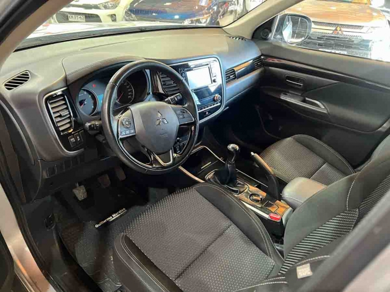 Mitsubishi Outlander 2.0 2023 Usado  Usado en Webautos.cl