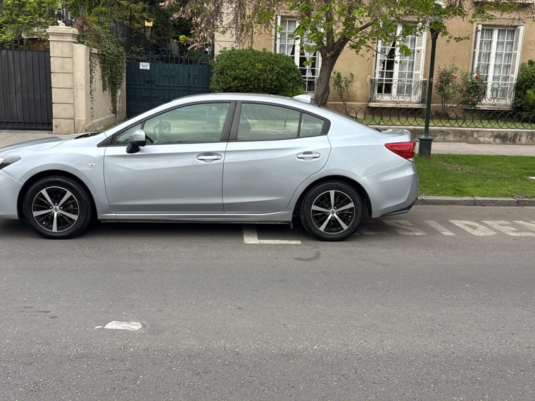 Subaru New Impreza — foto 9 de 11