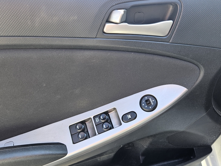 Hyundai Accent Accent Rb 1.4 2019 Usado en Rosselot Usados