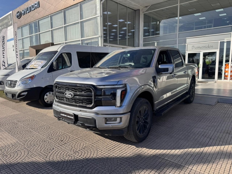 Ford 5.0 Lariat Black Cc At 4x4 2025  Usado en Curifor Usados - Promociones