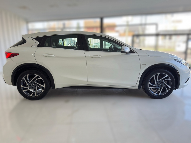 Infiniti Qx30 2.0t Aut Sport  2020 Usado en Automotriz Olea Flaño