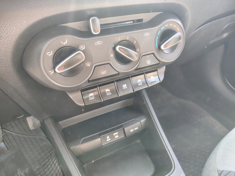 Kia Soluto Soluto Lx 1.4l 5mt Ac - 2225 2023 Usado en Rosselot Usados