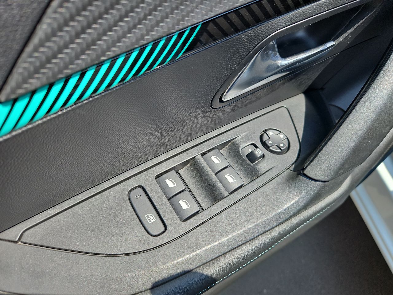 Peugeot 2008 2008 Puretech 130 Eat8 1.2 Aut 2023 Usado Usado en Webautos.cl Peugeot 2008 2008 Puretech 130 Eat8 1.2 Aut 2023 Usado Usado en Webautos.cl