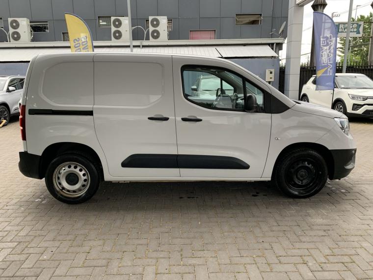 Opel Combo 1.6 Combo Td Diesel Mt 5p 2023 Usado  Usado en Webautos.cl