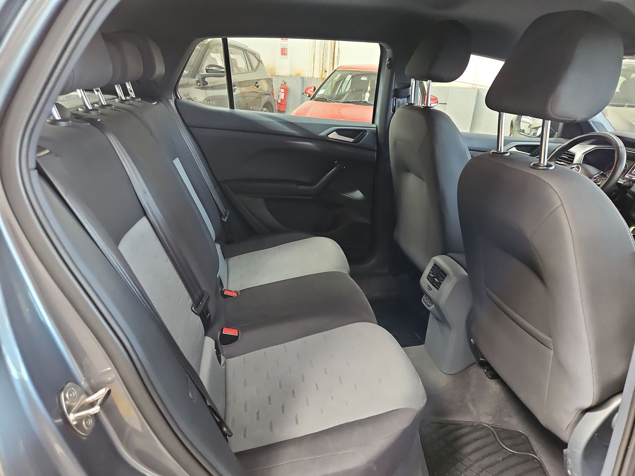 Volkswagen T-cross T Cross 1.6 2021 Usado en Usados de Primera - Sergio Escobar