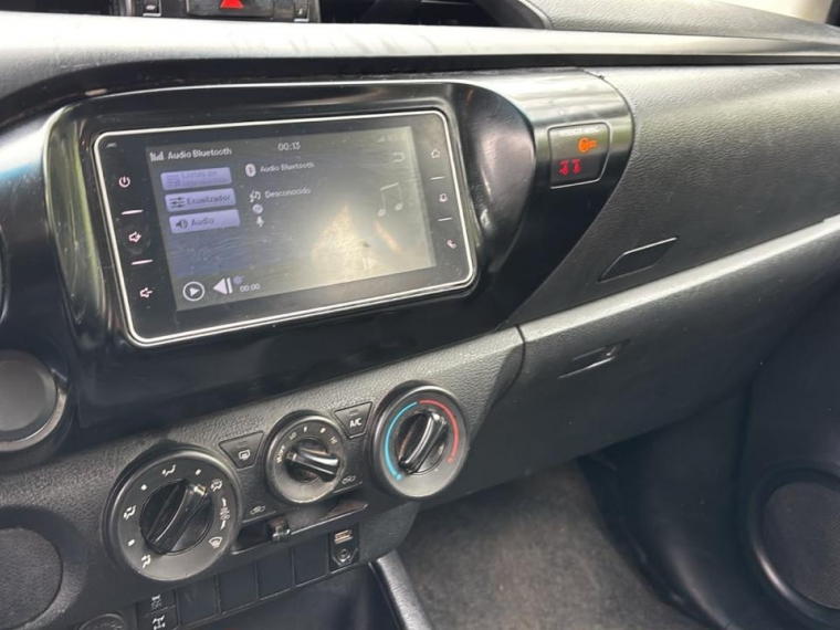 Toyota Hilux Dcab Dx 4X2 2.4Cc — foto 13 de 13