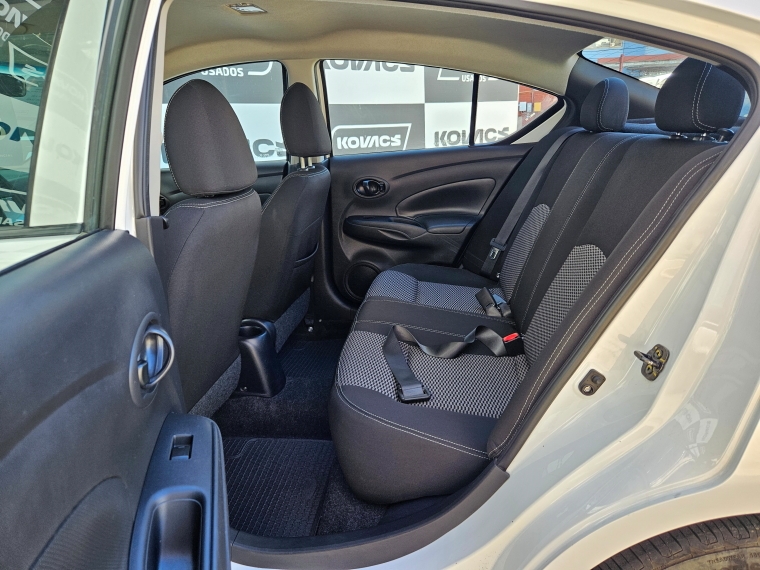 Nissan Versa 1.6 V-drive Mt 2022 Usado  Usado en Kovacs Usados