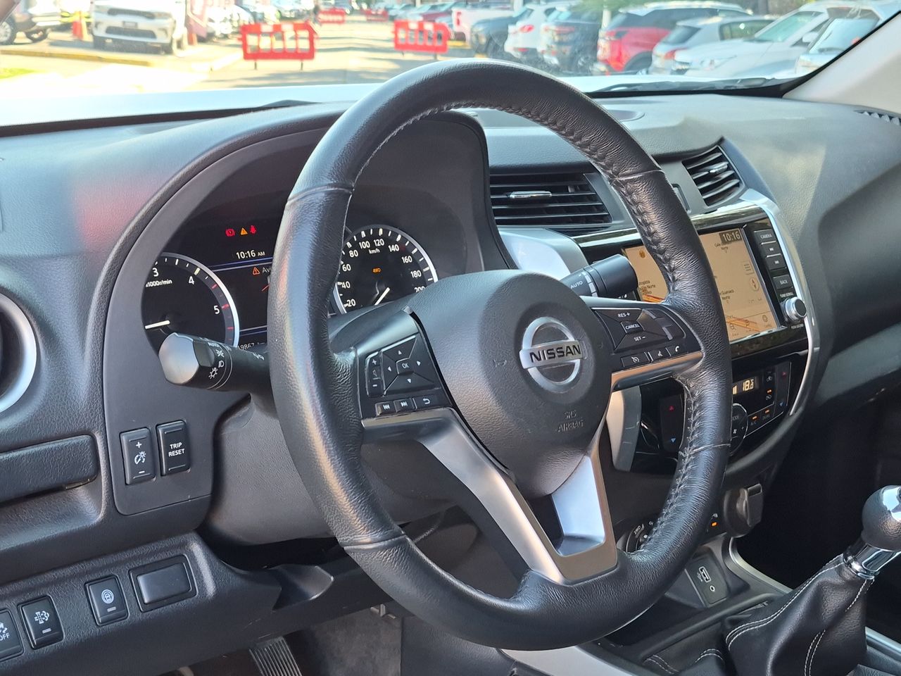 Nissan Navara Navara D Cab Mt 4x4 2.3 2022 Usado en Usados de Primera - Sergio Escobar