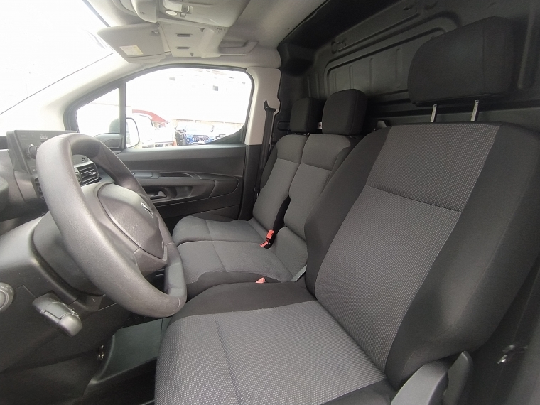 Peugeot Partner L1 Blue Hdi 100 1.5 2023 Usado  Usado en Kovacs Usados