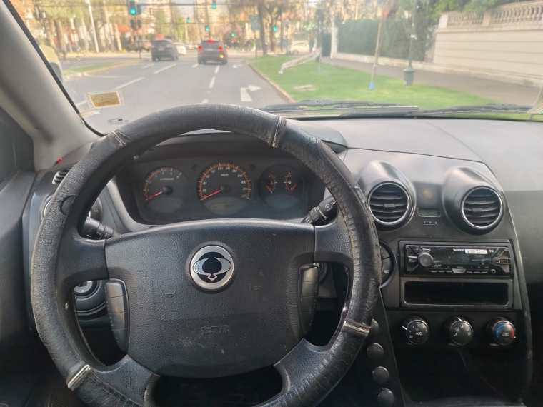 SsangYong Actyon Sport — foto 15 de 17