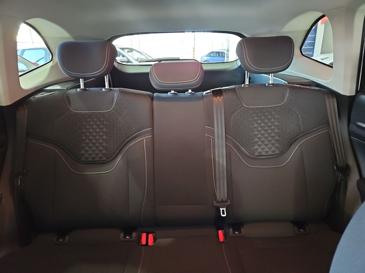 Haval H6 H6 Turbo Dct 4x2 2.0 Aut 2025 Usado en Usados de Primera - Sergio Escobar