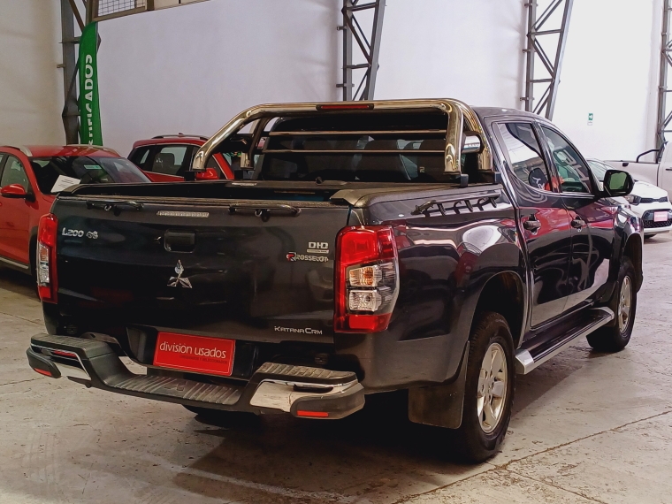 Mitsubishi Katana L200 D/c 2.4 Katana Crm 4x4 Special Pack 2021 Usado en Rosselot Usados