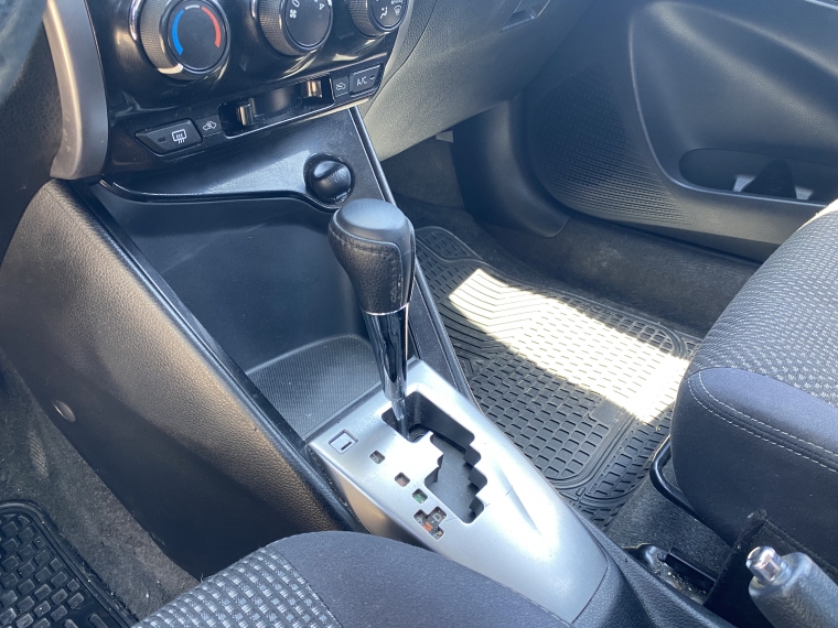 Toyota Yaris 1.5 Gli 151pe1 At 2018 Usado  Usado en Kovacs Usados