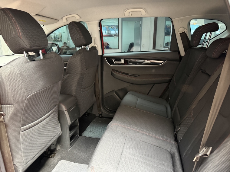 Dfm Sx5 Joyear Luxury 1.6l 5mt  Ac 2023  Usado en Grass & Arueste