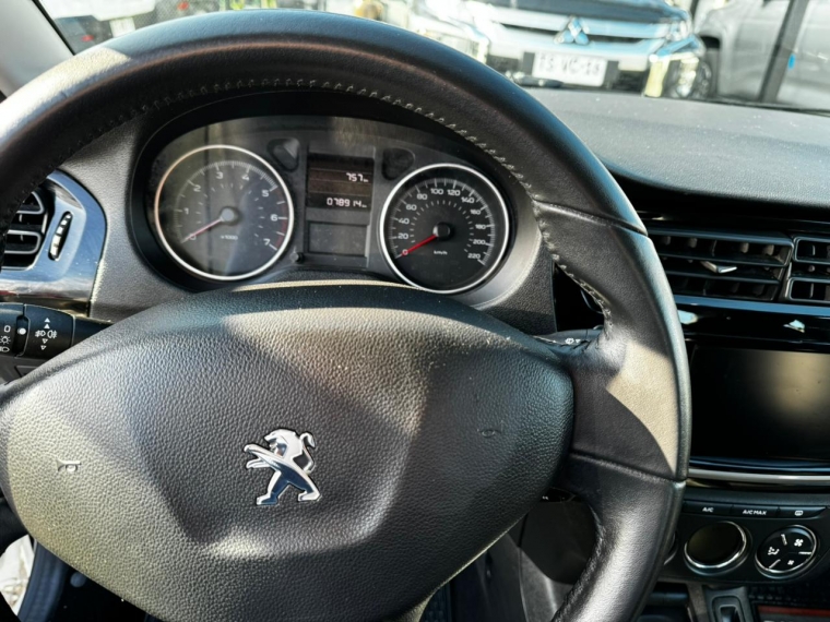 Peugeot 301 Active Hdi 1.6 2019  Usado en Guillermo Morales Usados