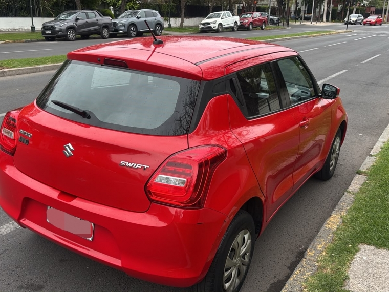 Suzuki Swift 2Wd 1.2Cc — foto 5 de 11