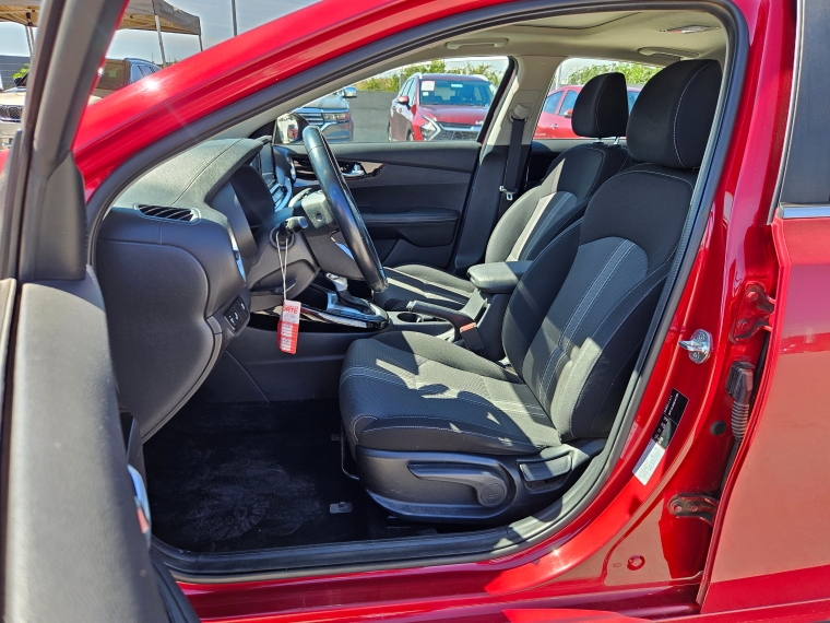 Kia Cerato Cerato Mpi 1.6 Aut 2022 Usado en Rosselot Usados