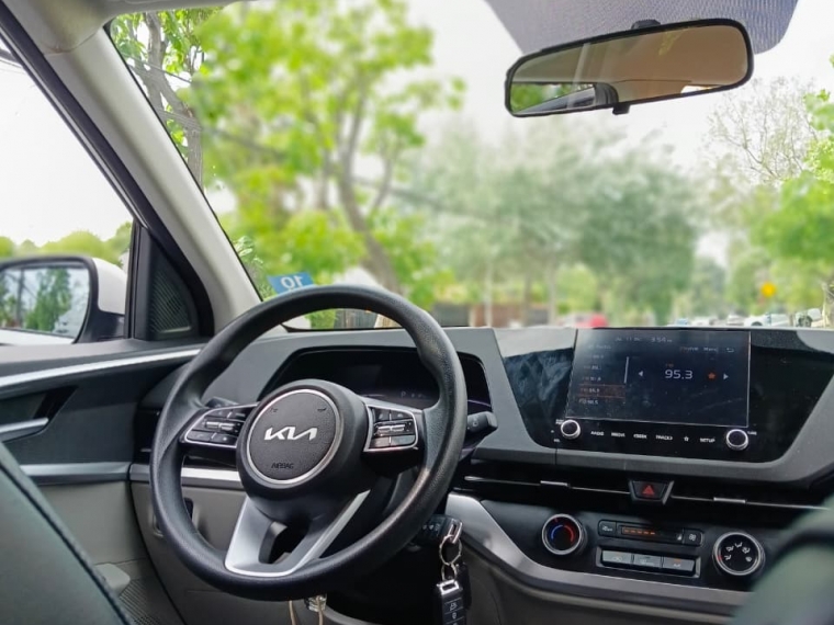 Kia Carens Ex 1.4 Aut 2023 Usado en Autoadvice Autos Usados Kia Carens Ex 1.4 Aut 2023 Usado en Autoadvice Autos Usados