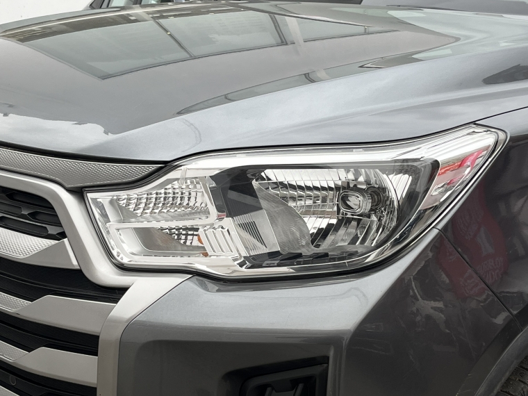 SsangYong Grand Musso — foto 14 de 24