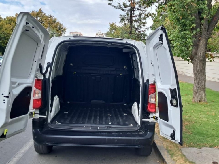 Peugeot Partner Blue Hdi 1.5 2024  Usado en Autos