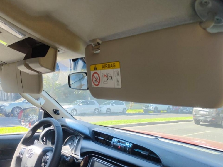 Toyota Hilux Dx 4x4 2.4 2022  Usado en Autos