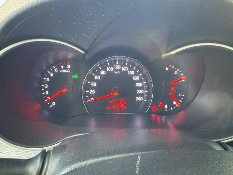 Kia Sorento Ex 2.4 2014 Usado en Automotriz Olea Flaño