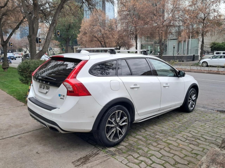 VOLVO V60 T5 AWD 2.0 - imagen 6
