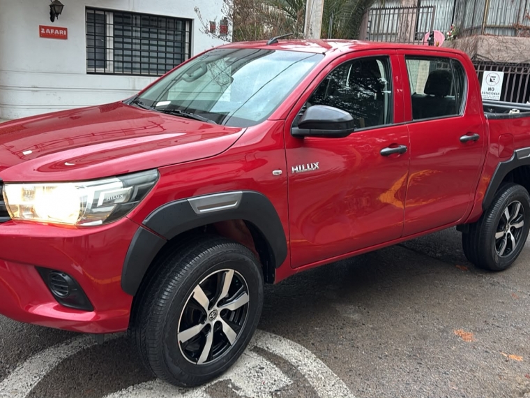 Toyota Hilux Dcab Dx 4X2 2.4Cc — foto 8 de 17