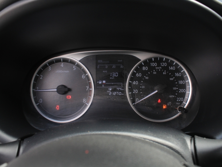 Nissan Kicks 1.6  Play  Sense Mt 2025 Usado  Usado en Kovacs Usados