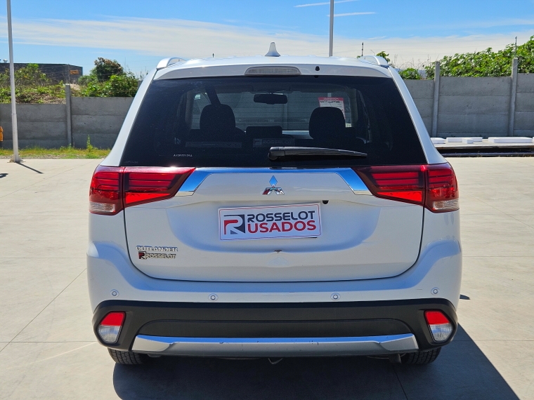 Mitsubishi Outlander Outlander 2.0 2018 Usado en Rosselot Usados