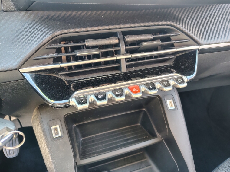 Peugeot 208 Nuevo 208 Style Puretech 75 Mt 1.2 Blanco Euro 6b 2024 Usado en Rosselot Usados