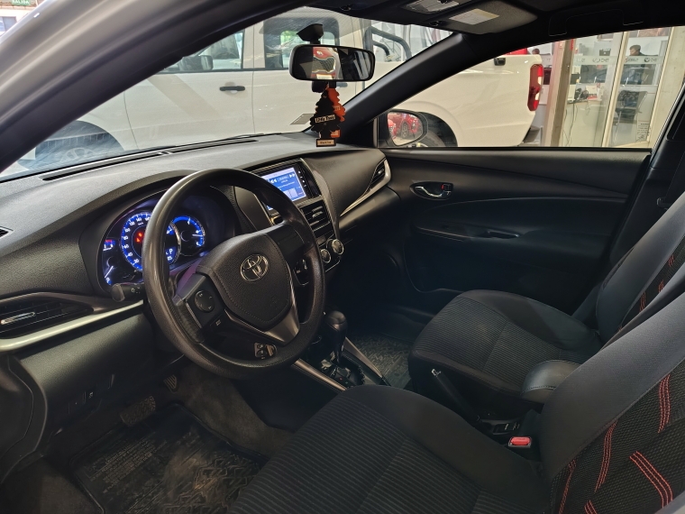 Toyota Yaris Yaris Hb 1.5 Aut 2023 Usado en Rosselot Usados