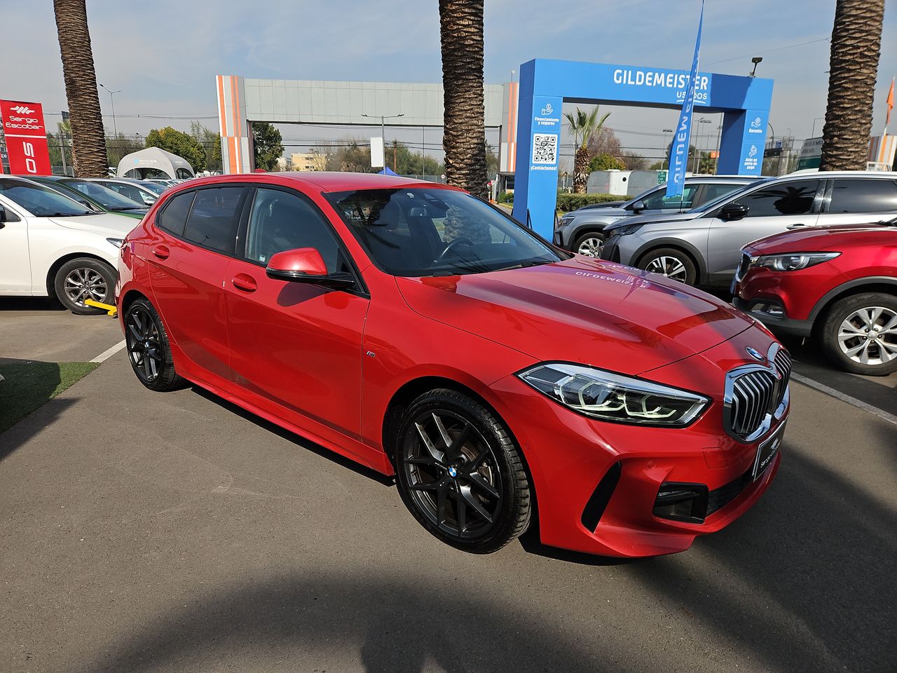 Bmw 118i 118i Hatchback 1.5 Aut 2023 Usado en Usados de Primera - Sergio Escobar