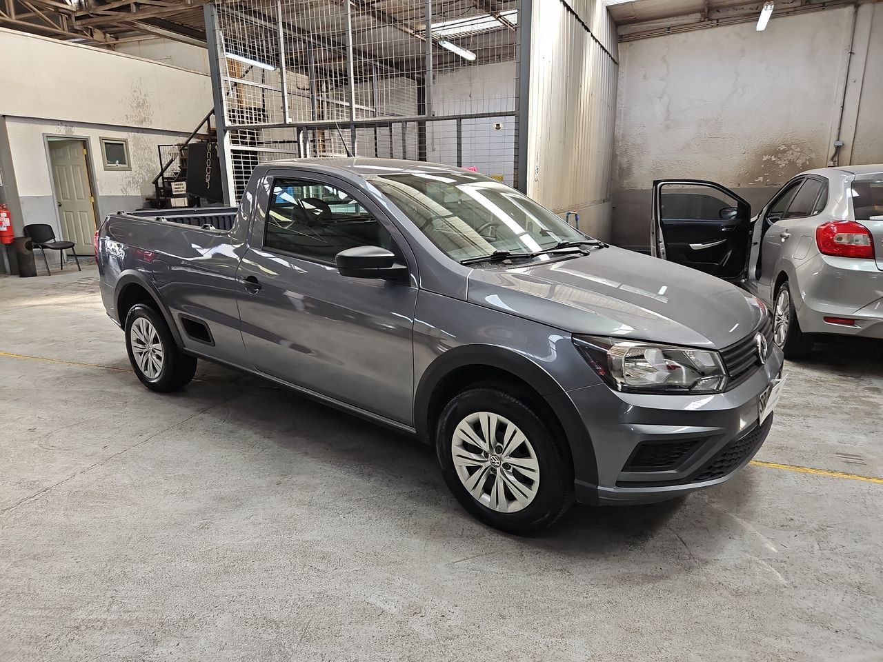 Volkswagen Saveiro Saveiro Cs 1.6 2023 Usado en Usados de Primera - Sergio Escobar