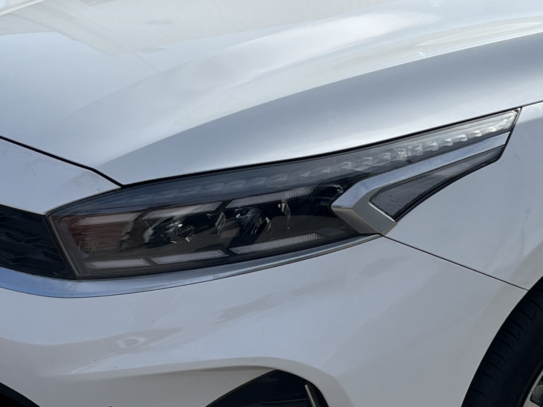 Kia Cerato Ex 1.6l 6at Full 2022 Usado  Usado en Kovacs Usados